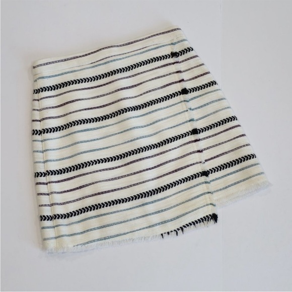 ANN TAYLOR LOFT Size 0P Faux Wrap Skirt Fringe White Blue Black 0 Petite - Picture 3 of 11